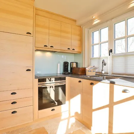 Holiday home Loenhus Terpstich